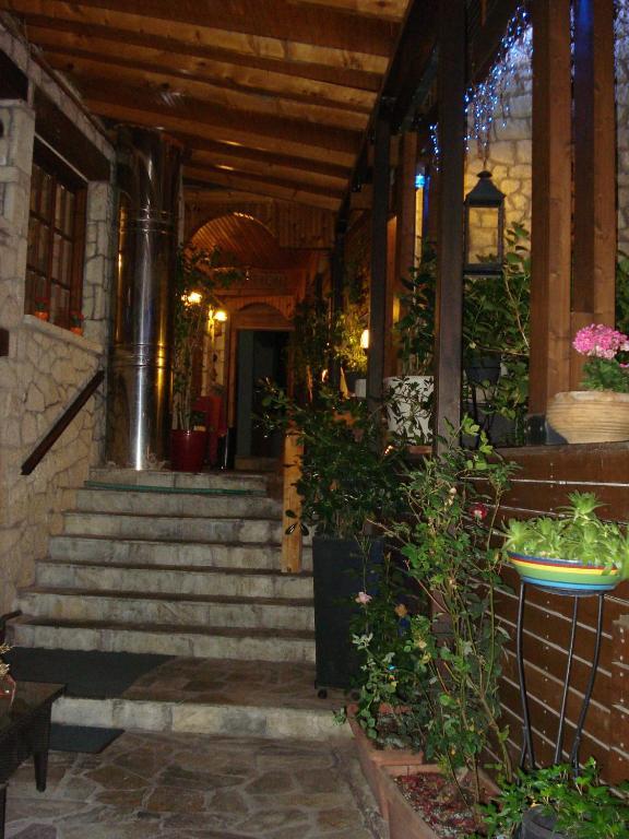 Hotel Koziakas Eláti 외부 사진